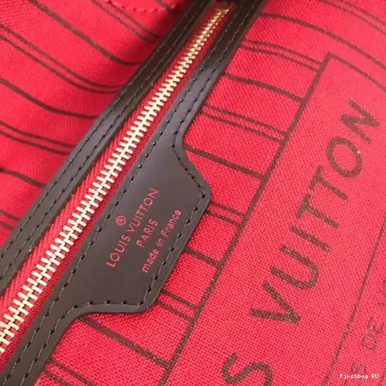 First bag PM NEVERFULL LOUIS VUITTON 0502